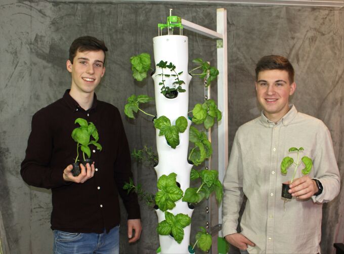 Smart Hydroponics Tower