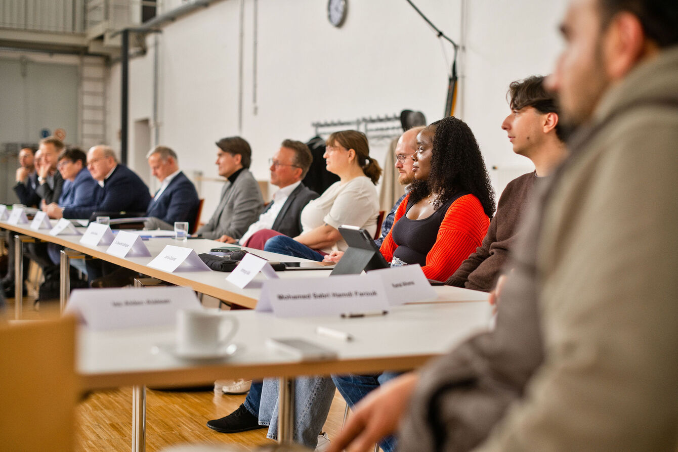 Die Wahlversammlung tagte im Mai 2026 und wählte die Vizepräsidenten für Studium, Lehre und Forschung und für das Forschungszentrum Nachbergbau an der THGA