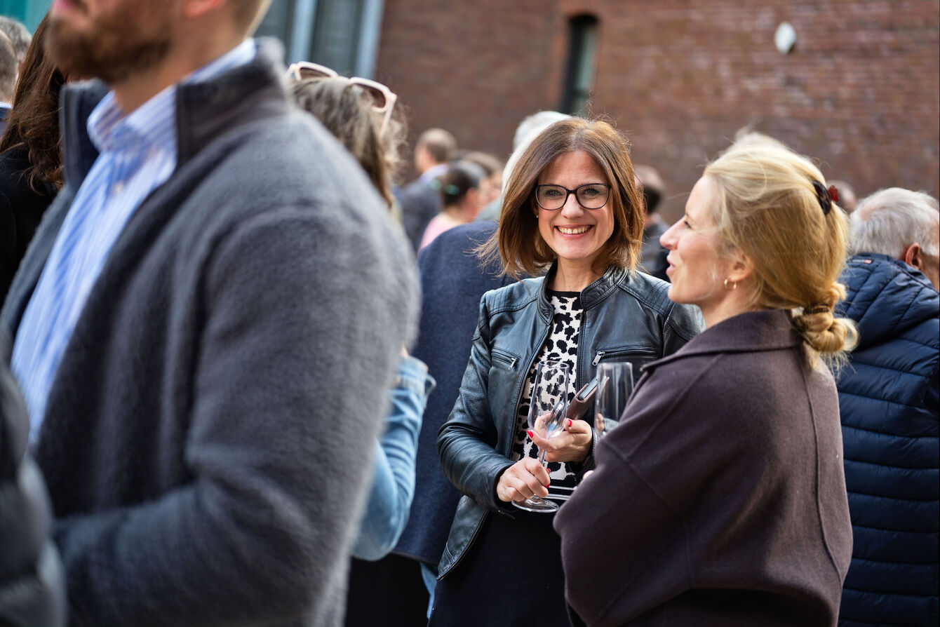 ReConnect@THGA: 2026 trafen sich erneut die Alumni der THGA zum Austausch und zur Vernetzung. 
