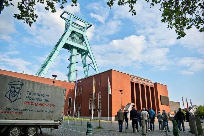 ReConnect@THGA: 2026 trafen sich erneut die Alumni der THGA zum Austausch und zur Vernetzung. 
