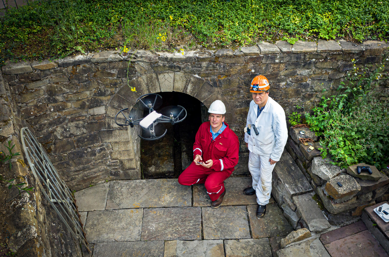 Prof. Dr. Tobias Rudolph testet Geomonitoring mit Drohnen Zeche Pfingstblume
