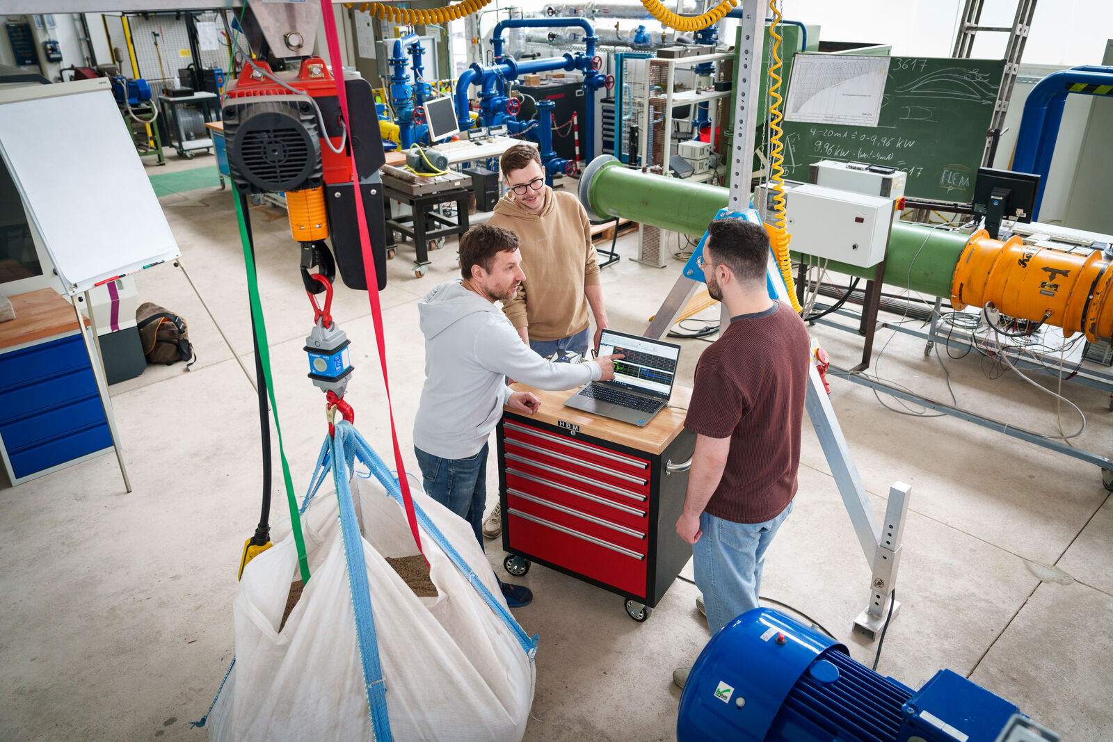Labor für Antriebs- und Förderungstechnik des Studiengangs Maschinenbau an der THGA. 