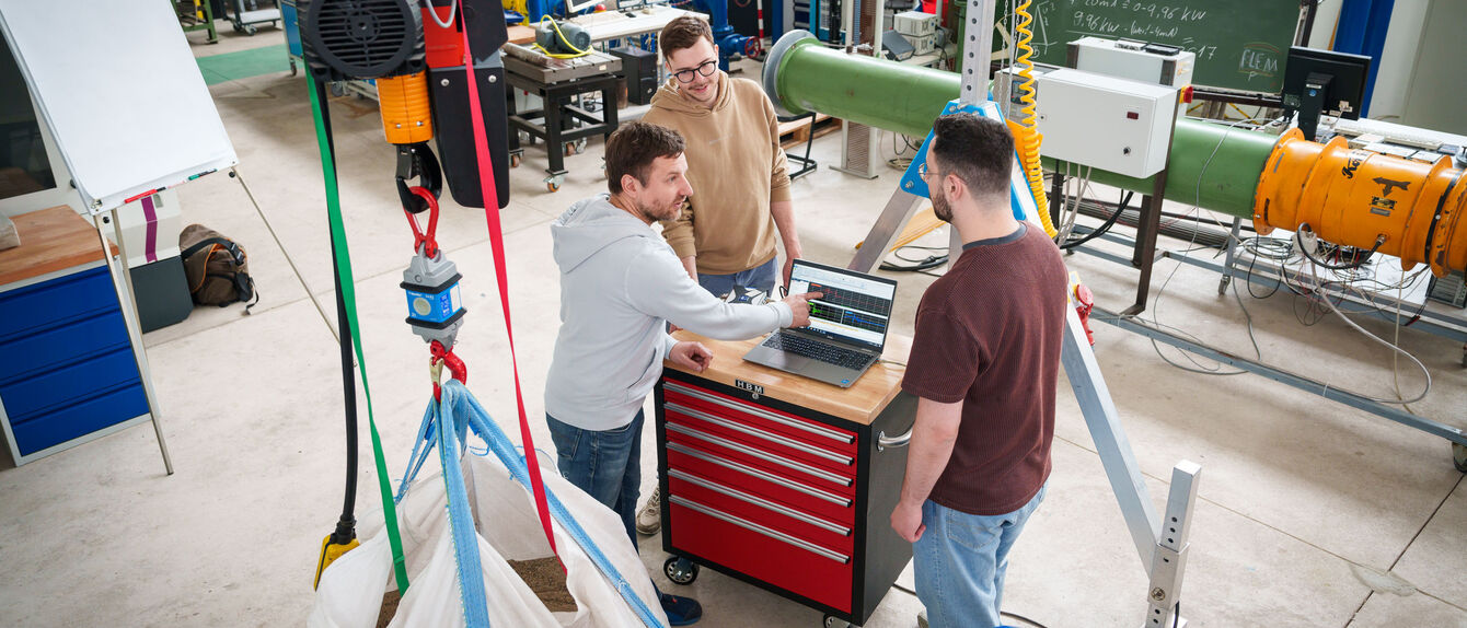 Labor für Antriebs- und Förderungstechnik des Studiengangs Maschinenbau an der THGA. 