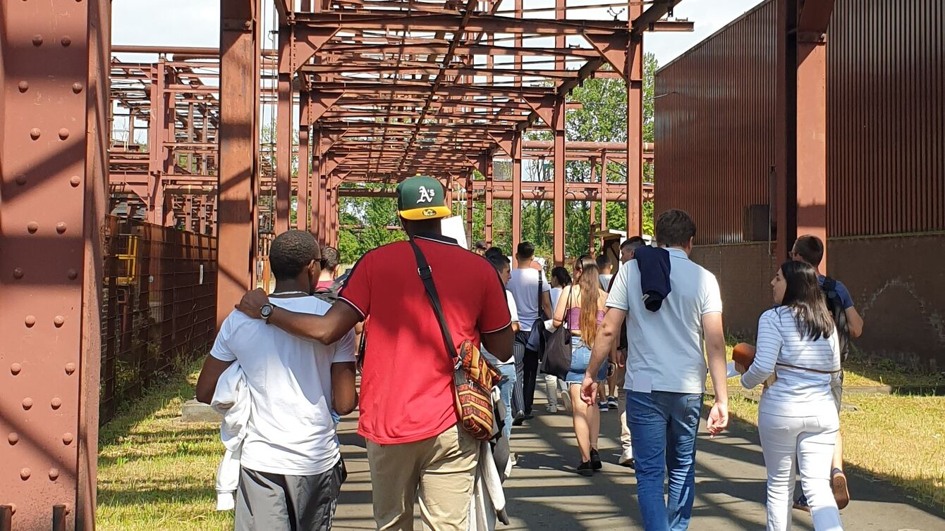 Gruppe zu Besuch auf Zeche Zollverein